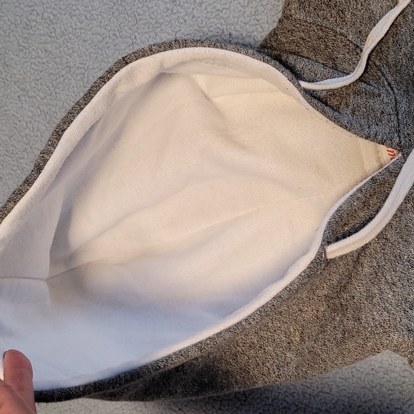 🔶️5 for $30🔶️ CANADA Heather Gray Hooded Sweatshirt - Picture 3 of 7